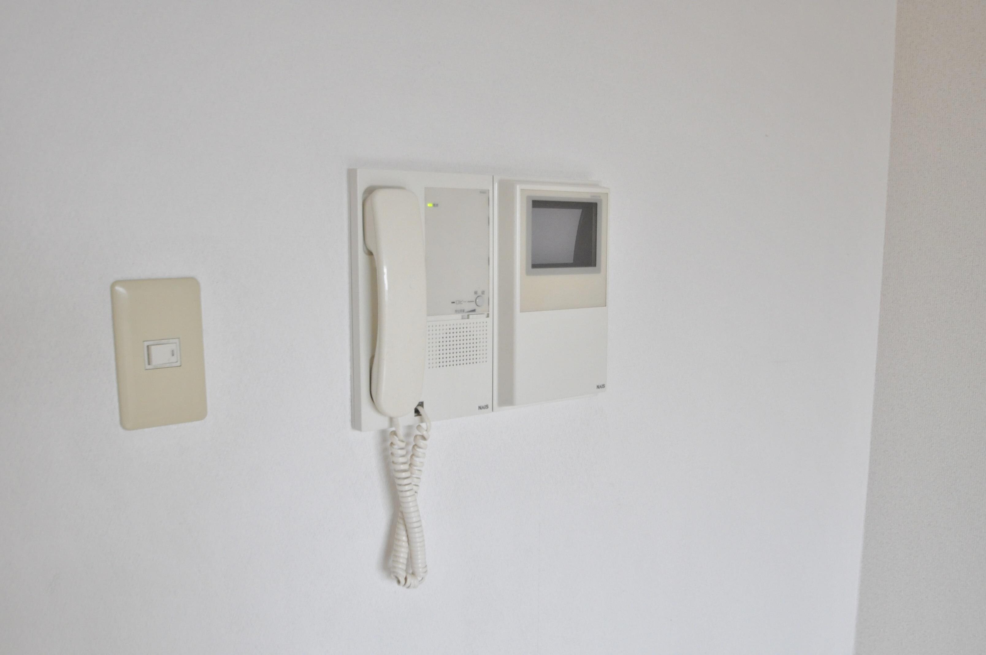 物件内観写真18　(テレビモニターホン)