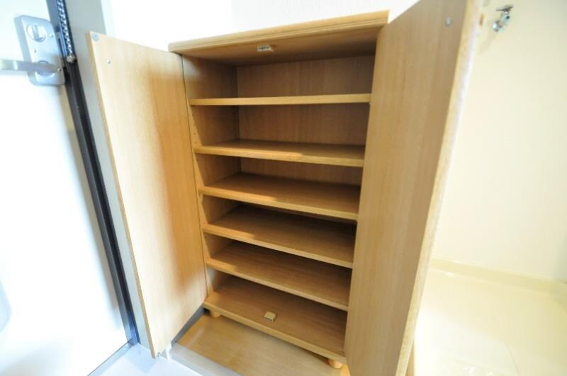 物件内観写真6　(シューズボックス)