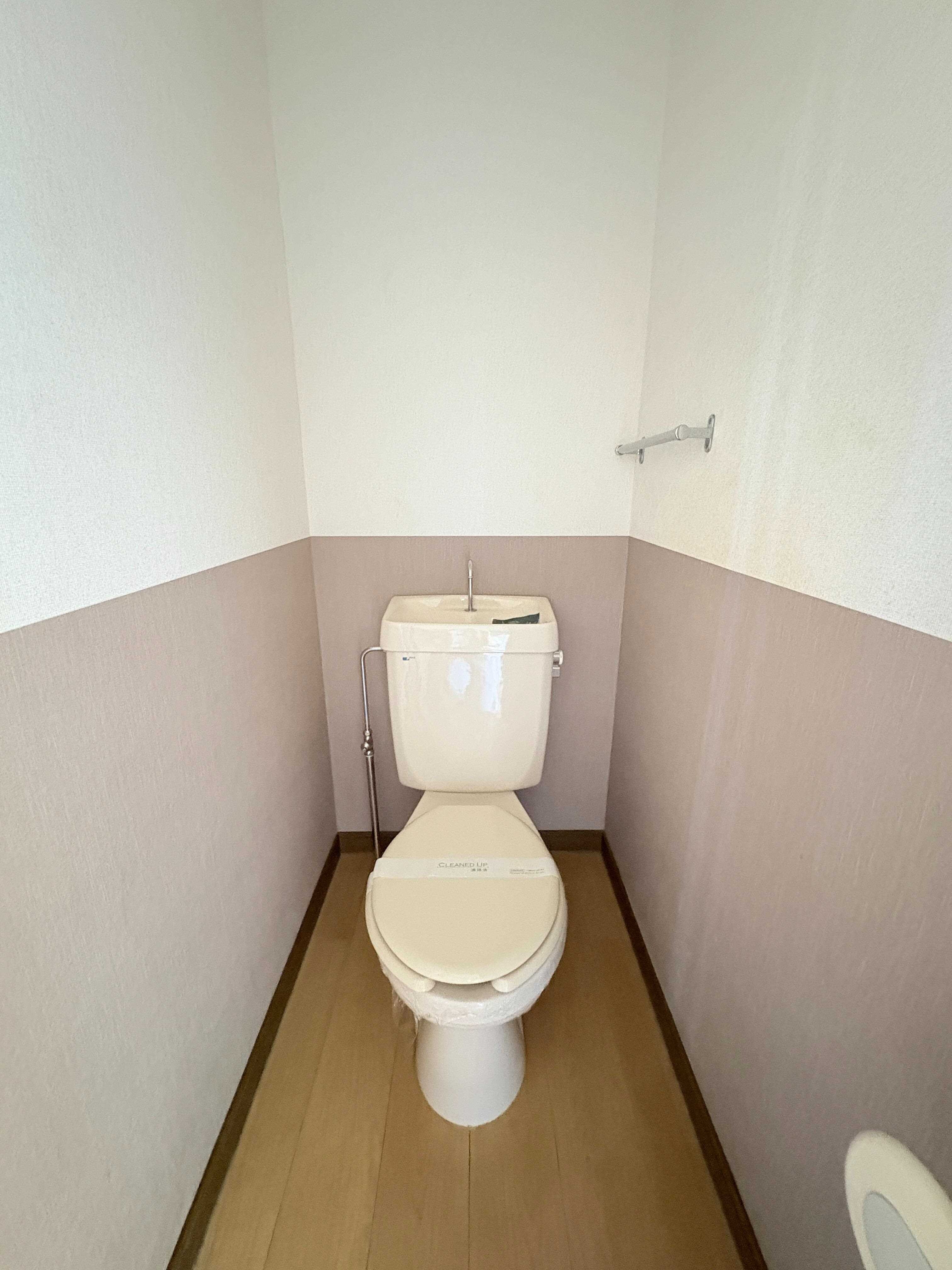 物件内観写真14　(トイレ)