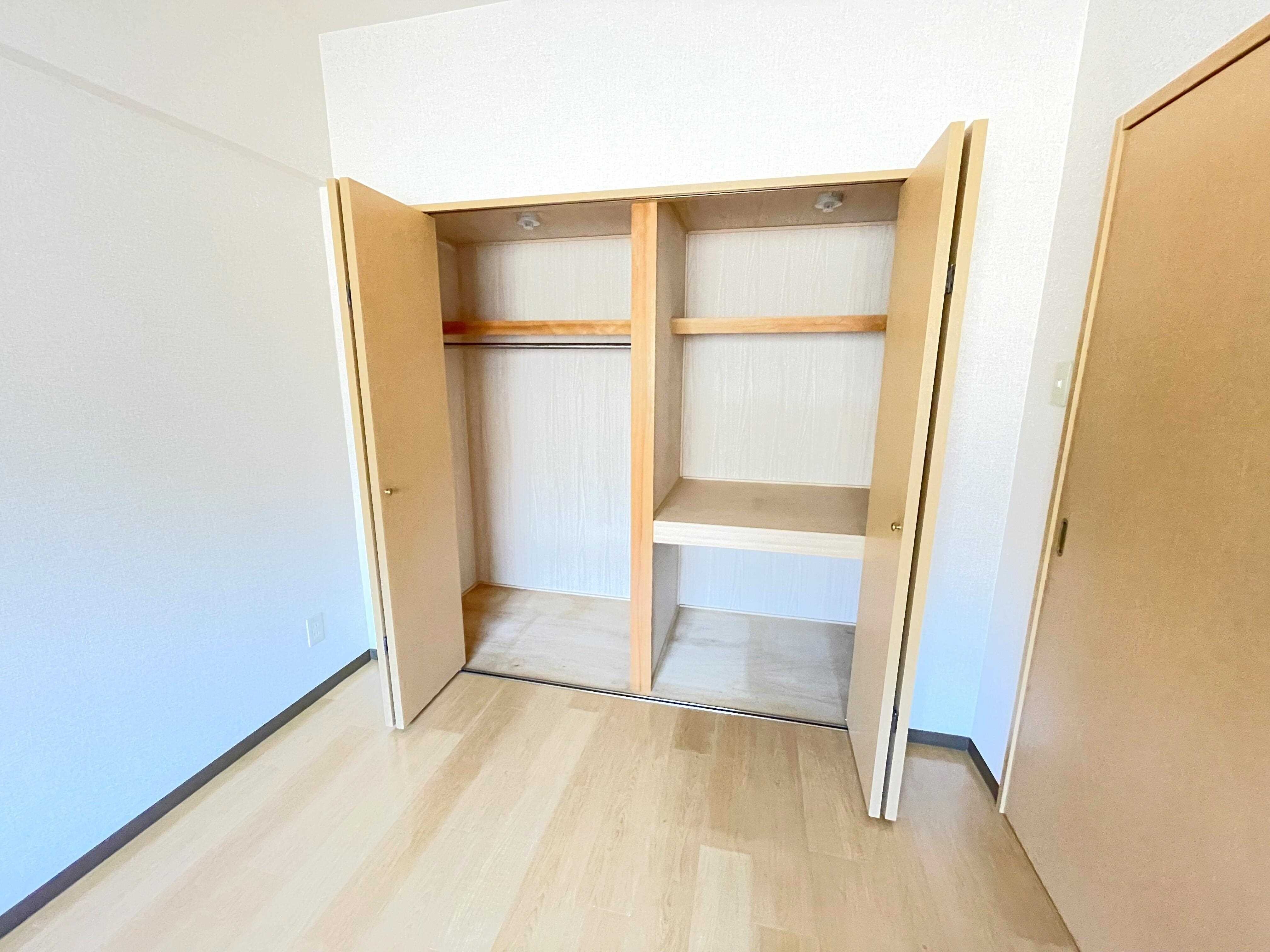 物件内観写真15　(クローゼット)