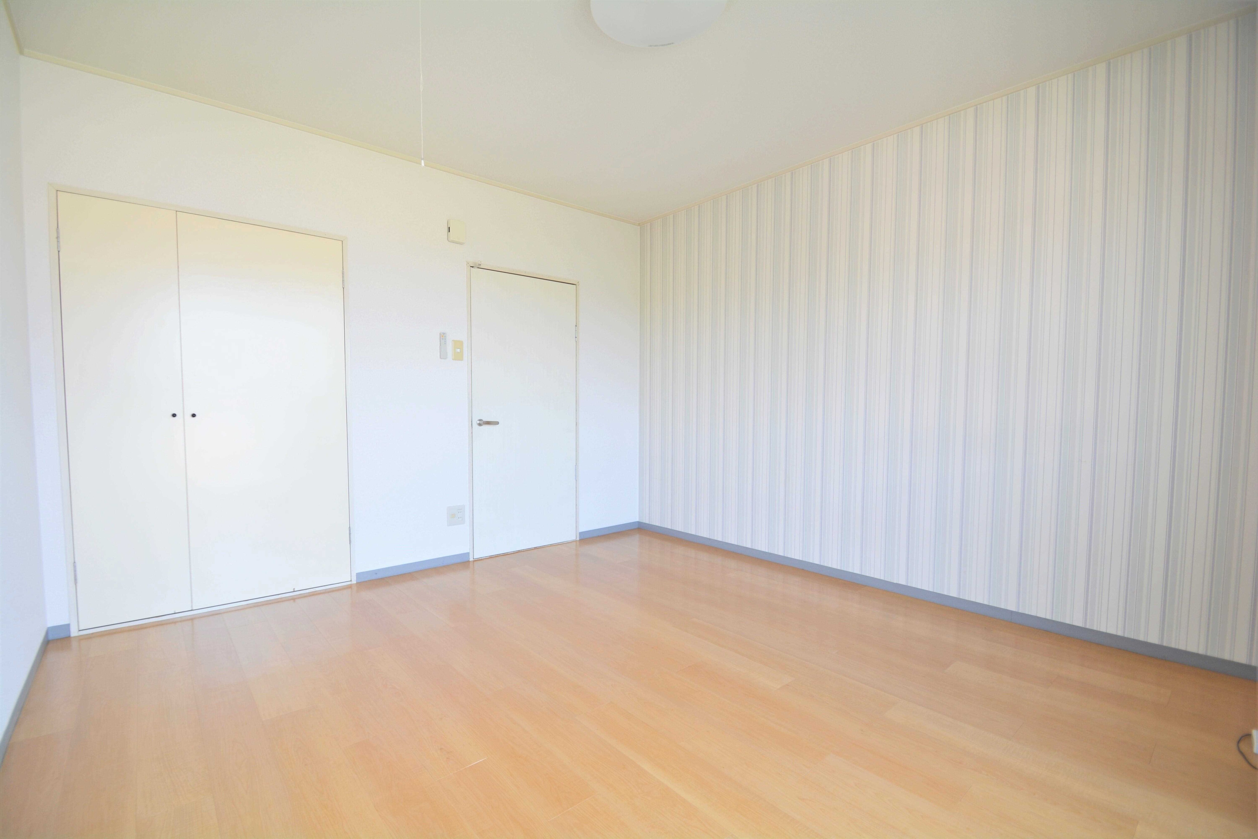 物件内観写真11　(居室)