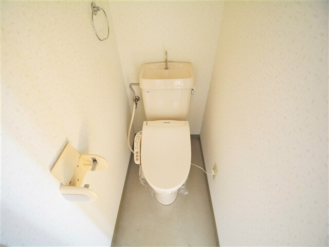 物件内観写真14　(トイレ)