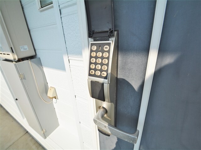 物件内観写真15　(電子キー)