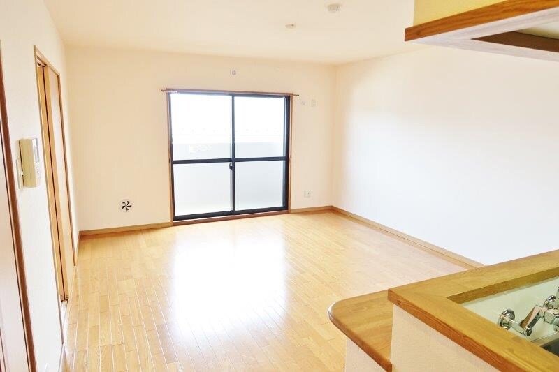 物件内観写真7　(リビング)