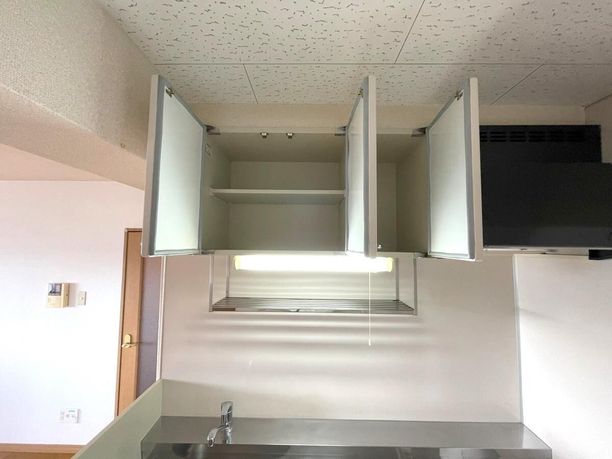 物件内観写真11　(キッチン収納)