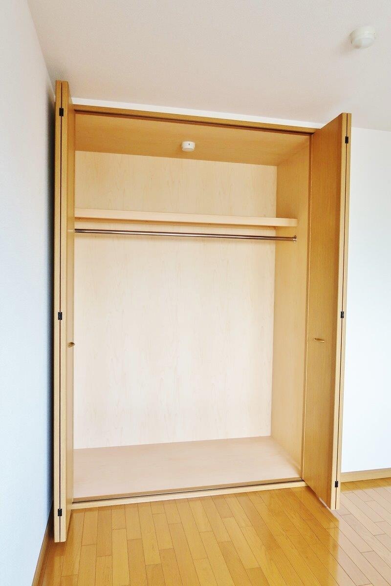 物件内観写真13　(収納)