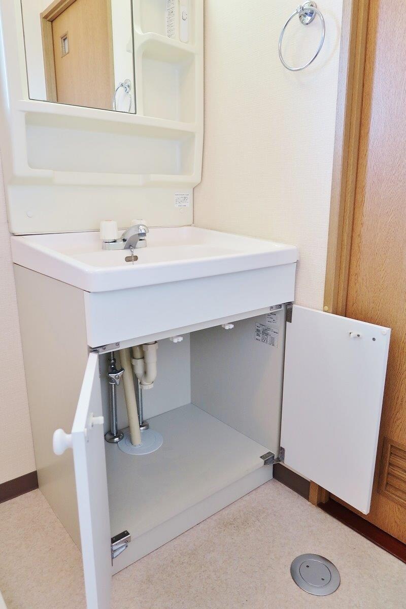 物件内観写真16　(洗面台)