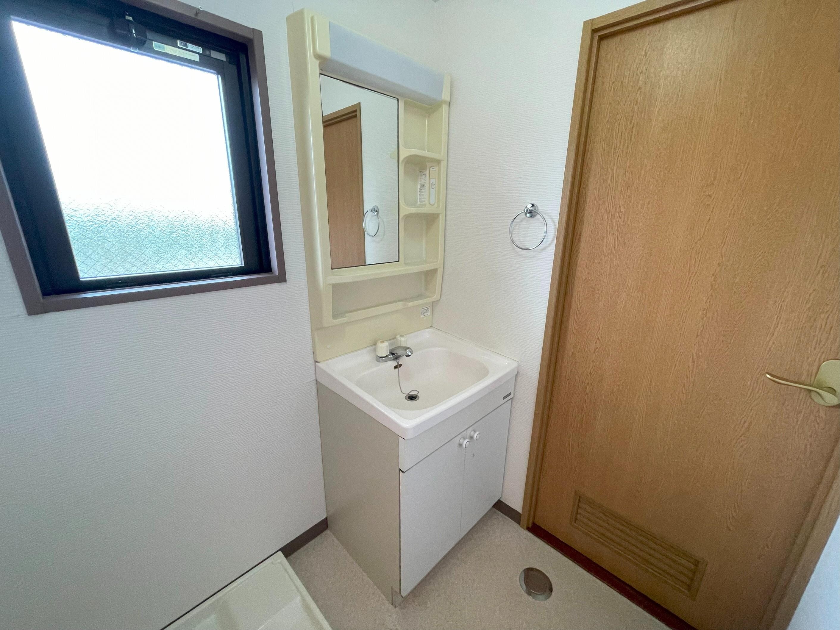 物件内観写真17　(洗面台)