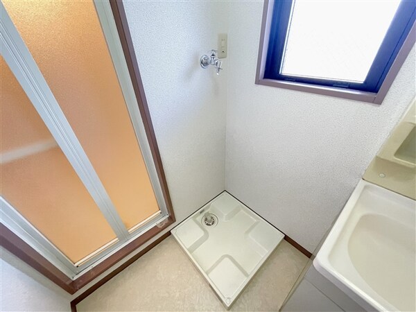 居室(洗濯機置場)