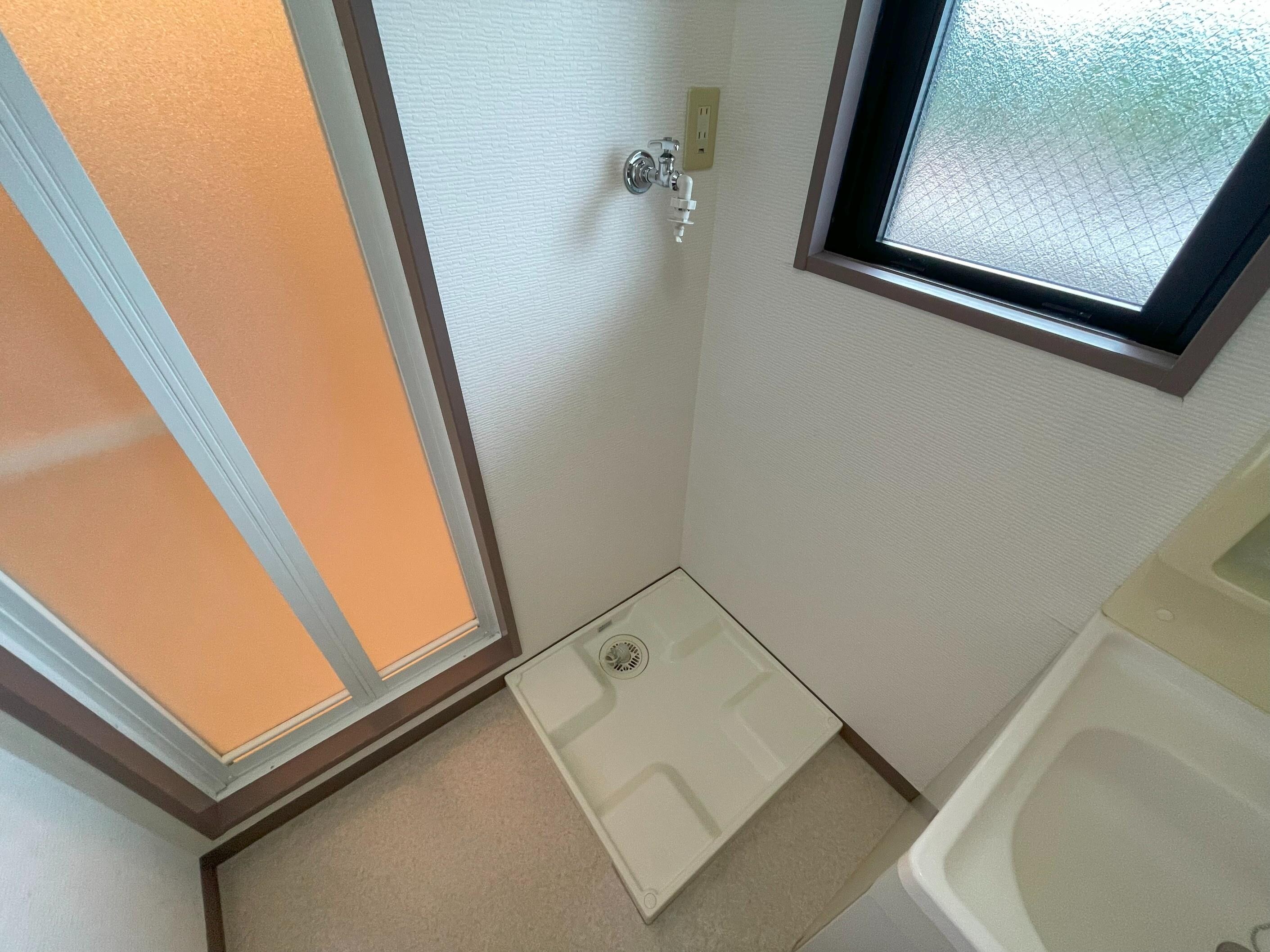 物件内観写真19　(洗濯機置場)