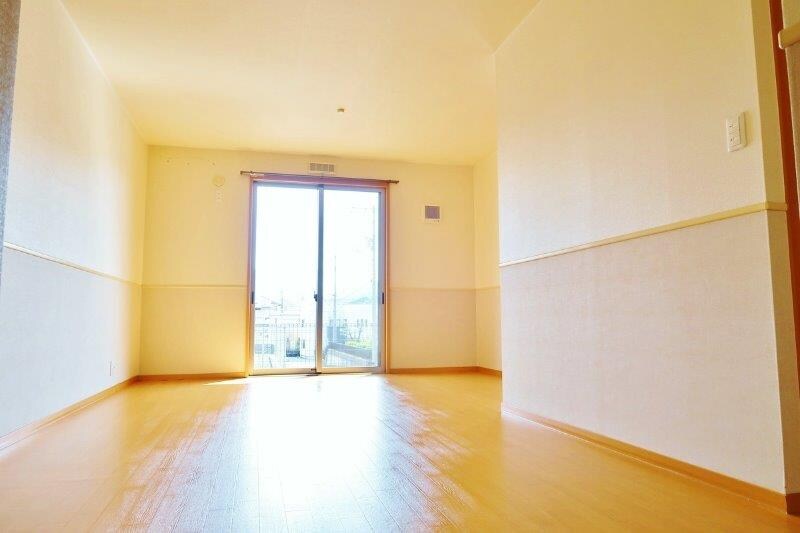 物件内観写真5　(リビング)