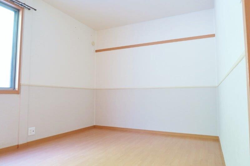 物件内観写真10　(洋室)