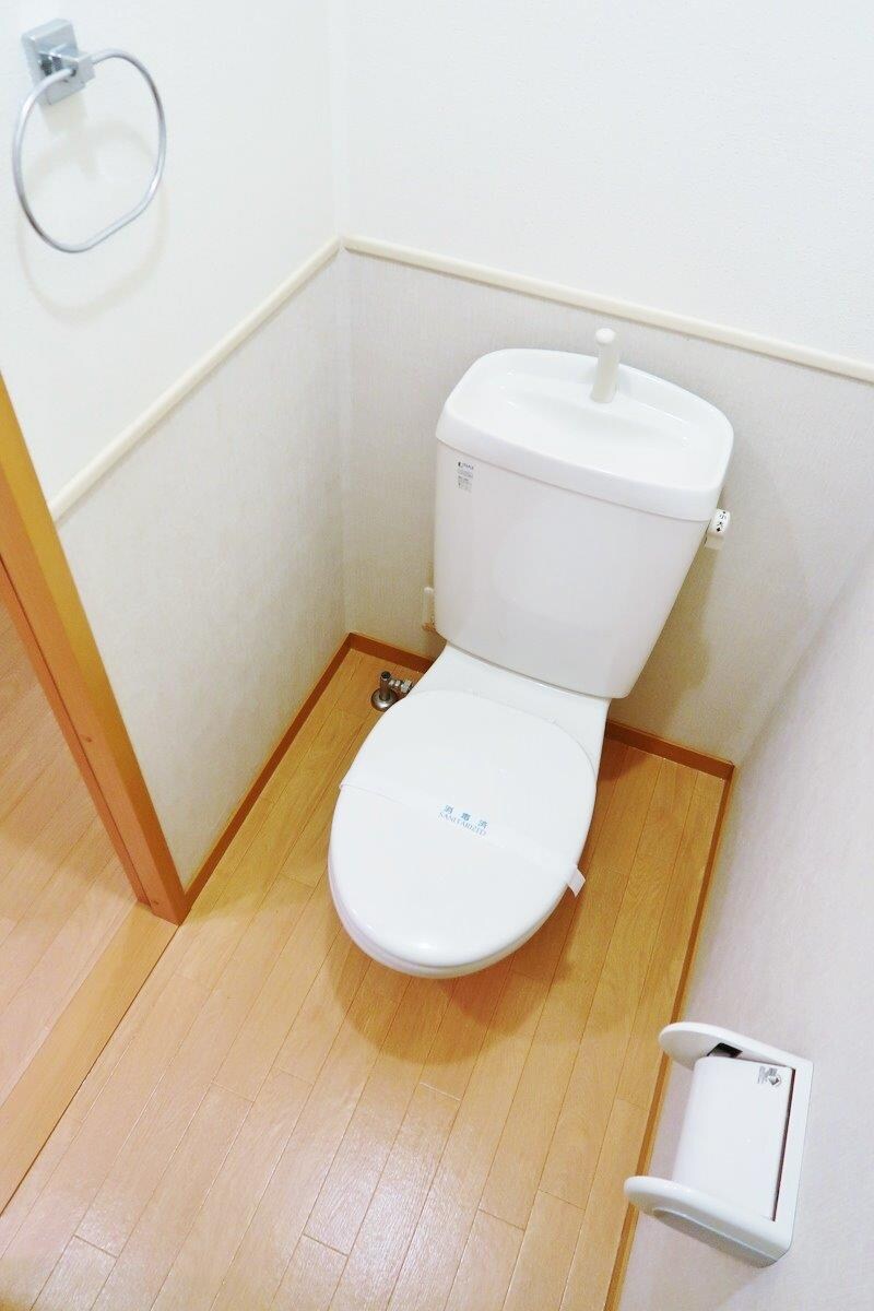 物件内観写真15　(トイレ)