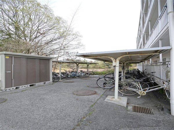 外観(駐輪場)
