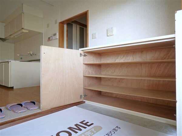 居室(シューズＢＯＸ)