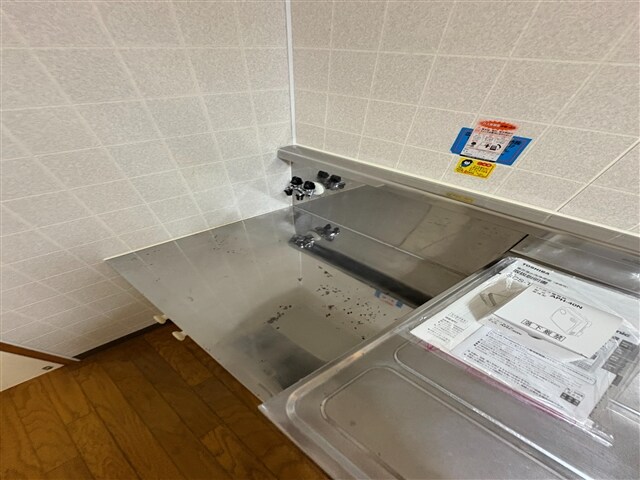 物件内観写真10　(キッチン収納)