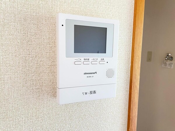 居室(TVモニターホン)