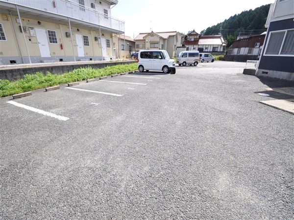外観(駐車場)