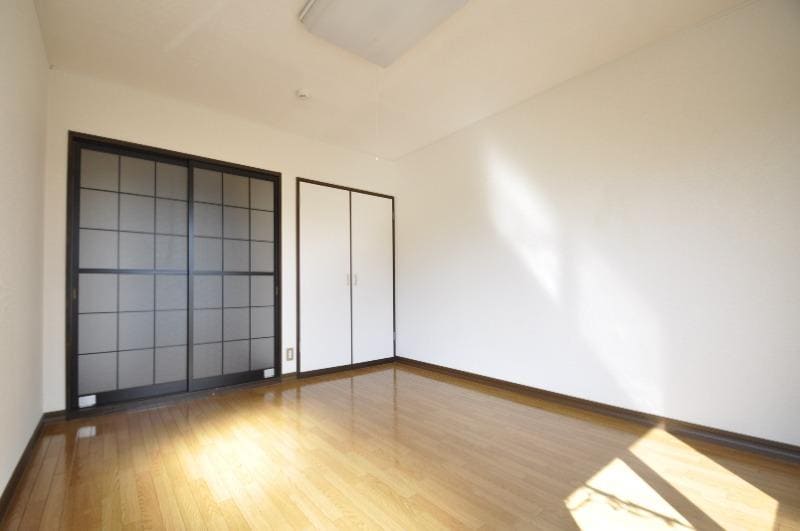 物件内観写真12　(居室)