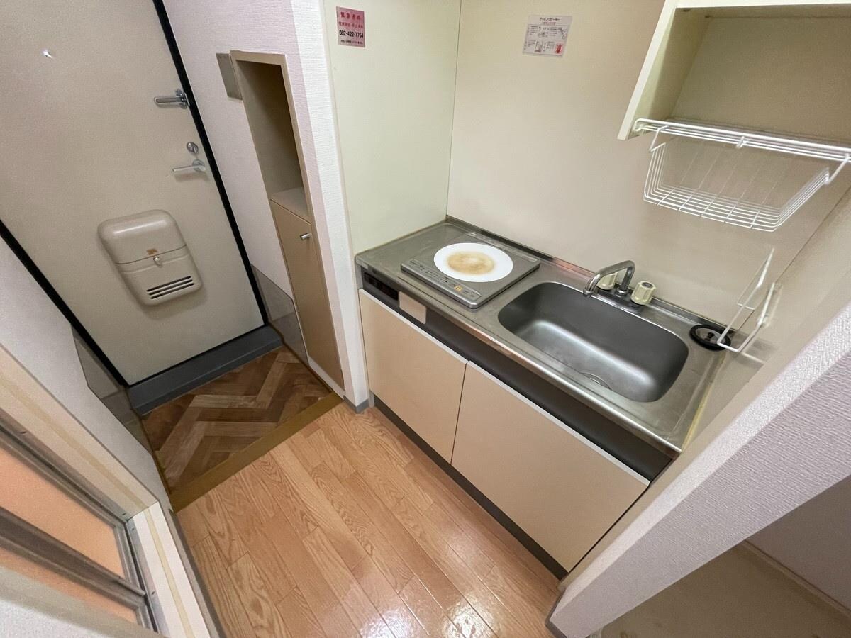 物件内観写真7　(キッチンスペース)