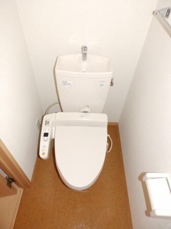 物件内観写真16　(トイレ)