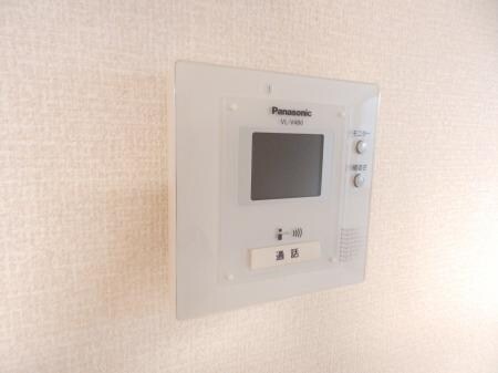 物件内観写真17　(TV付きモニターホン)