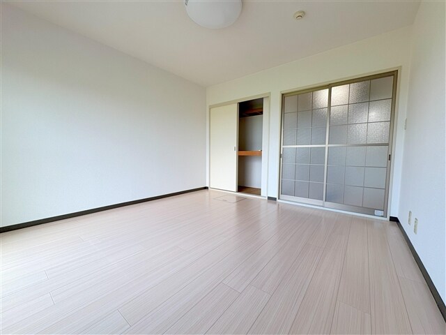 物件内観写真12　(居室)