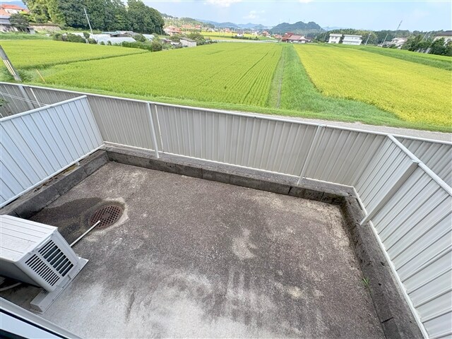 物件内観写真20　(専用庭)