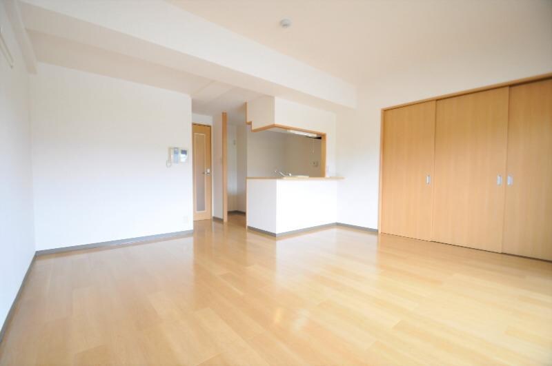 物件内観写真7　(リビング)