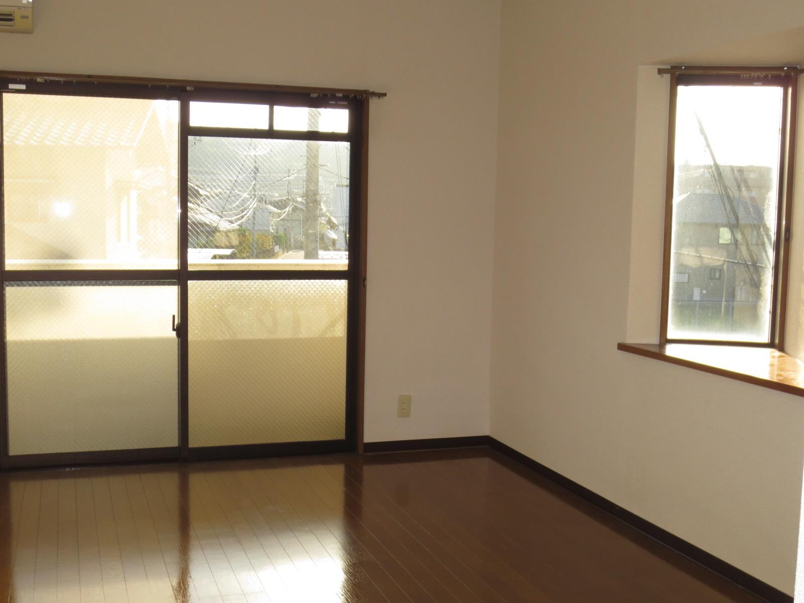 物件内観写真8　(洋室)