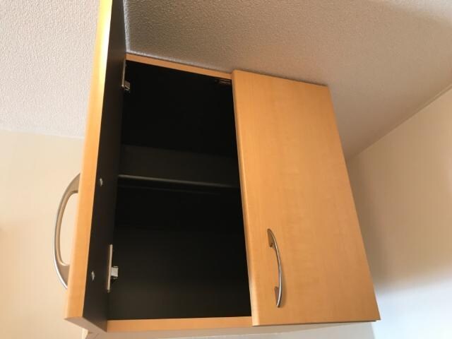 物件内観写真8　(収納)