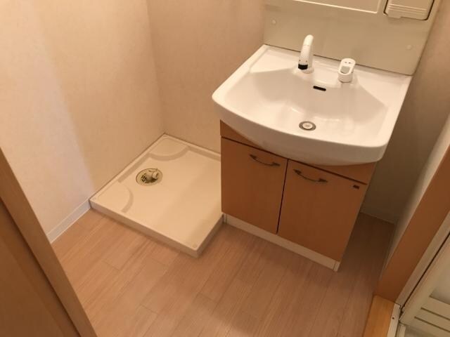 物件内観写真9　(洗面)