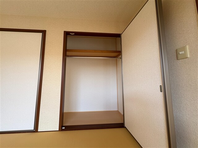 物件内観写真15　(収納)