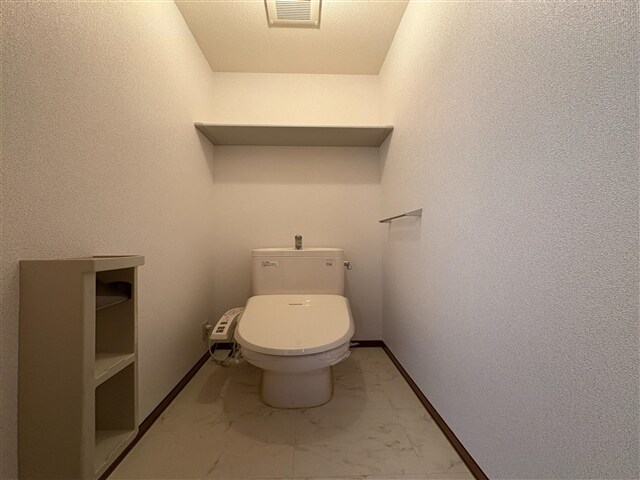 物件内観写真17　(トイレ)