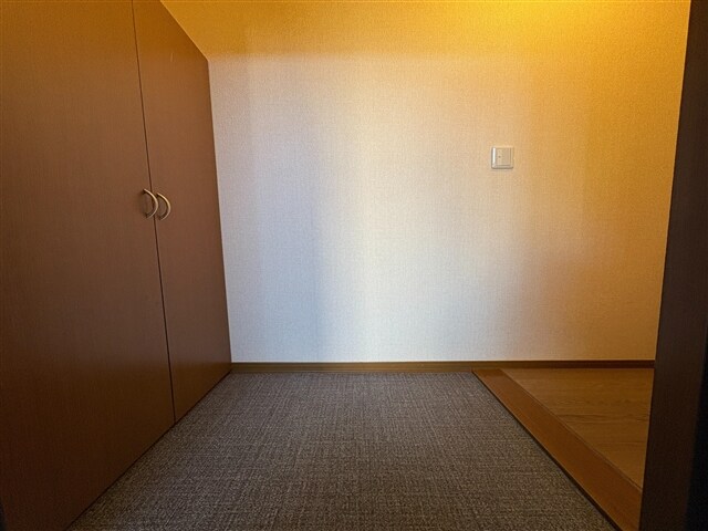 物件内観写真6　(玄関ホール)