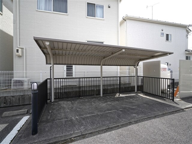 物件外観写真3　(駐輪場)