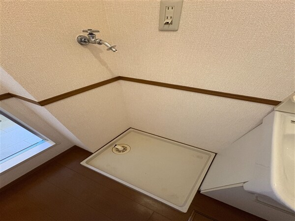 居室(室内洗濯機置場)