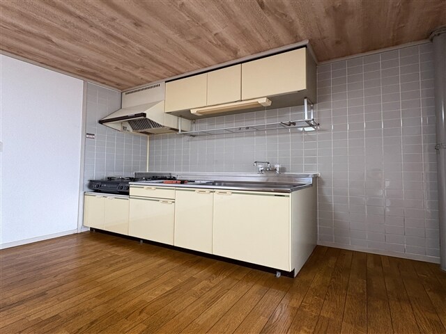 物件内観写真7　(キッチンスペース)