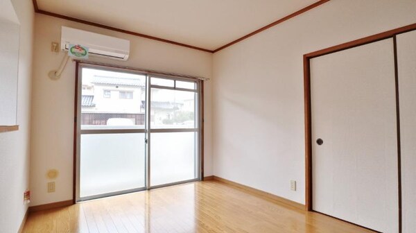 居室(洋室6帖)