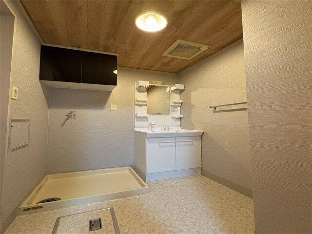 物件内観写真14　(洗面所)