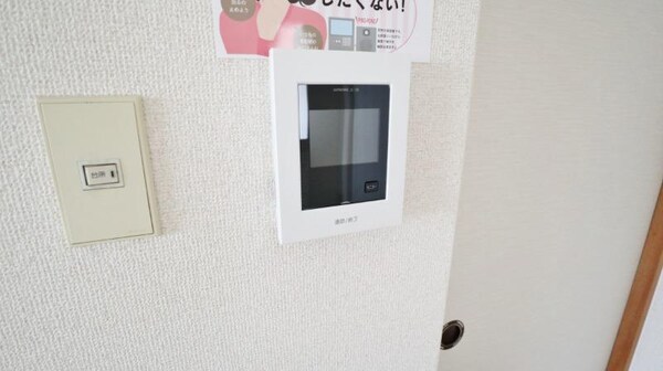 居室(TVモニターホン)