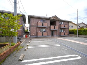 アザレアコートアミカA外観写真