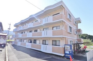 タウンボナンザ外観写真