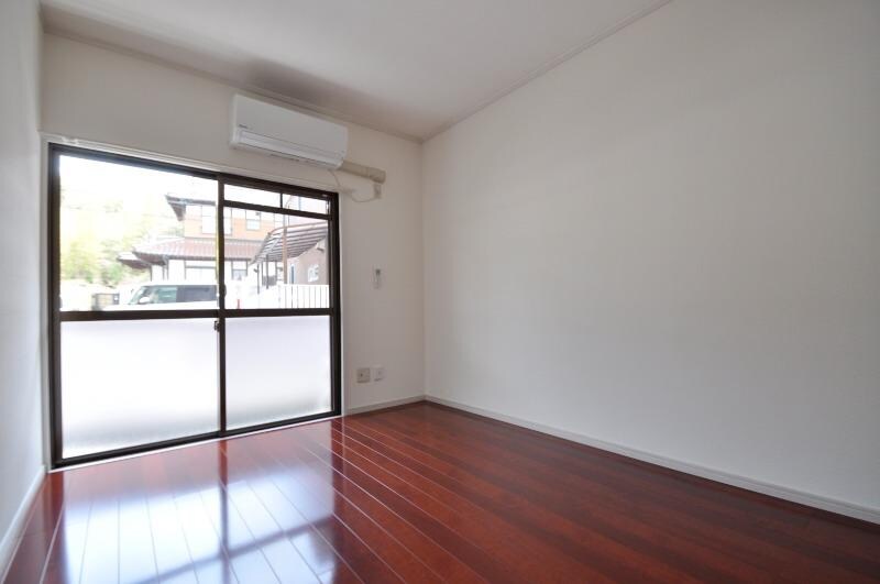 物件内観写真11　(洋室1)