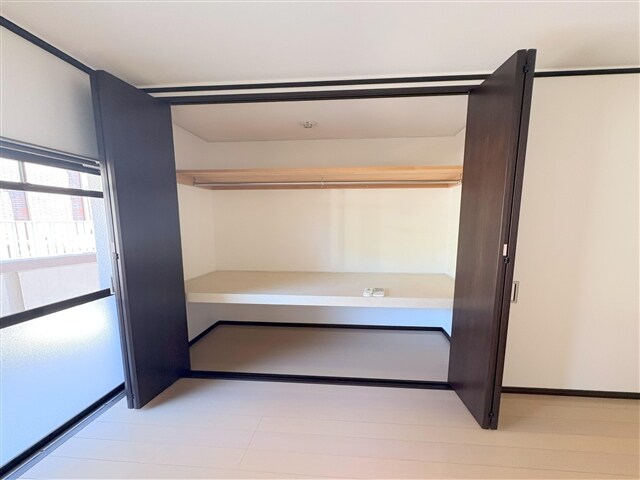 物件内観写真13　(収納2)