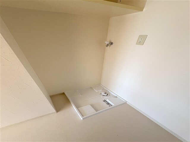 物件内観写真17　(室内洗濯機置場)