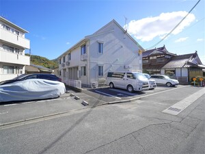 フェミナ渡辺II外観写真