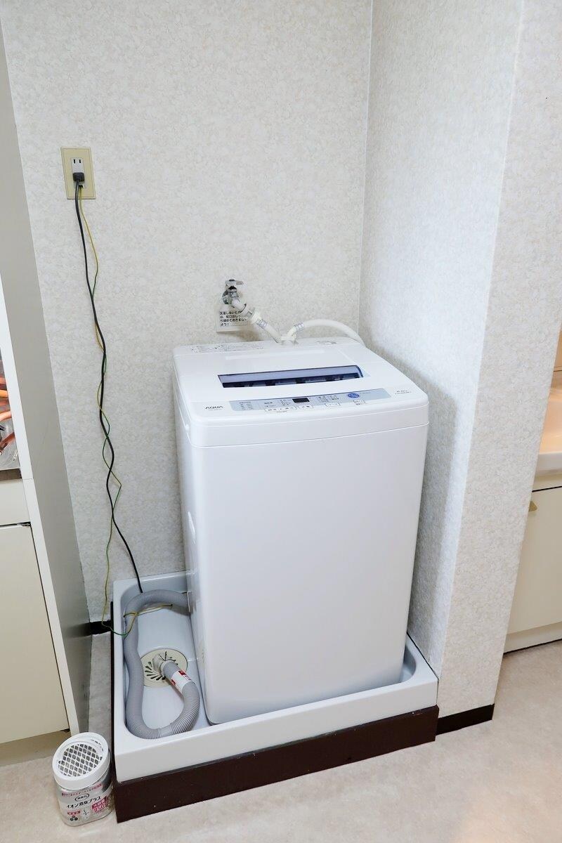 物件内観写真13　(備え付け洗濯機)