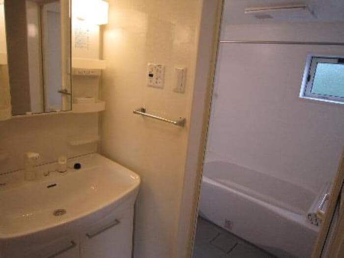 物件内観写真7　(洗面所)