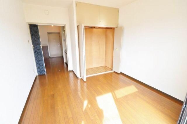 物件内観写真8　(居室)